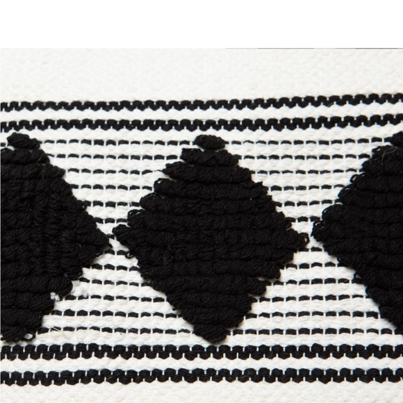 Caravan Diamond Woven Rug - Picture 5 of 7